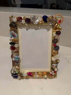 VINTAGE JEWELED 5x7 Frame